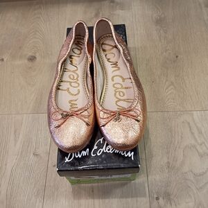 Sam Edelman Women's Shimmering Pink Loafers Size 6 NWT